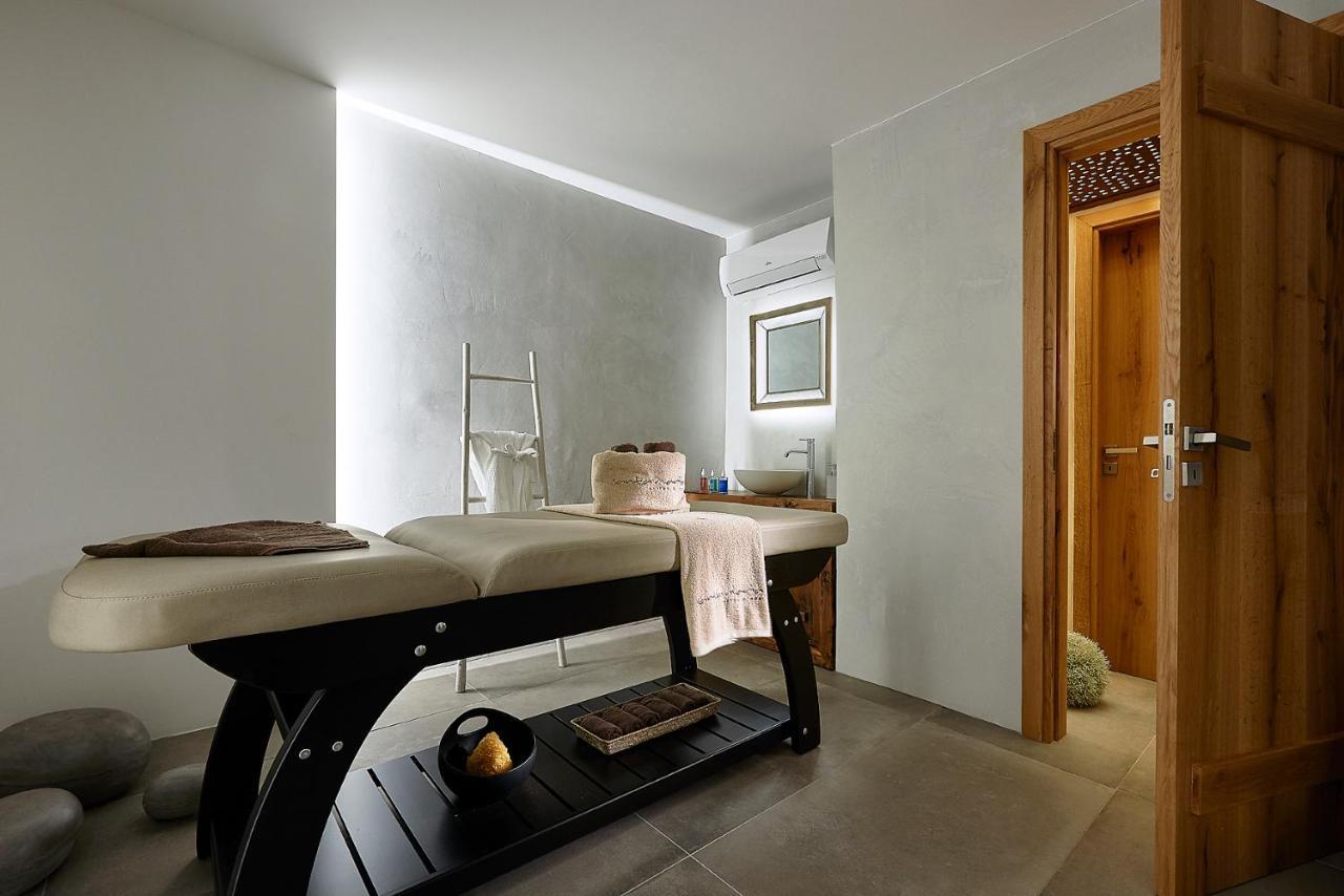 Santa Maria Luxury Suites & Spa Adamantas  Exterior photo